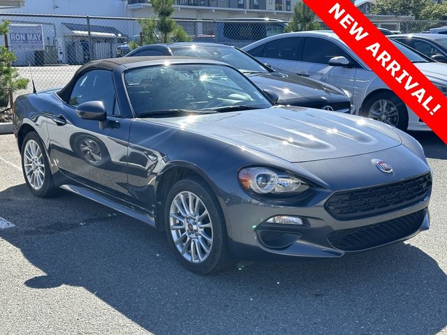 2017 FIAT 124 Spider Classica