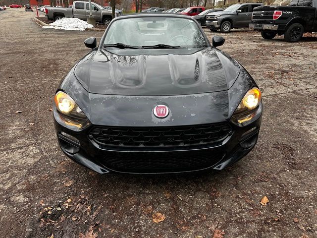 2017 FIAT 124 Spider Classica