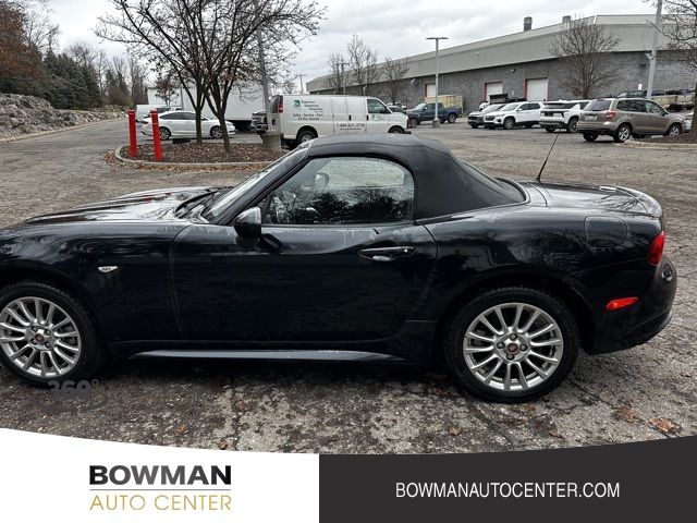 2017 FIAT 124 Spider Classica