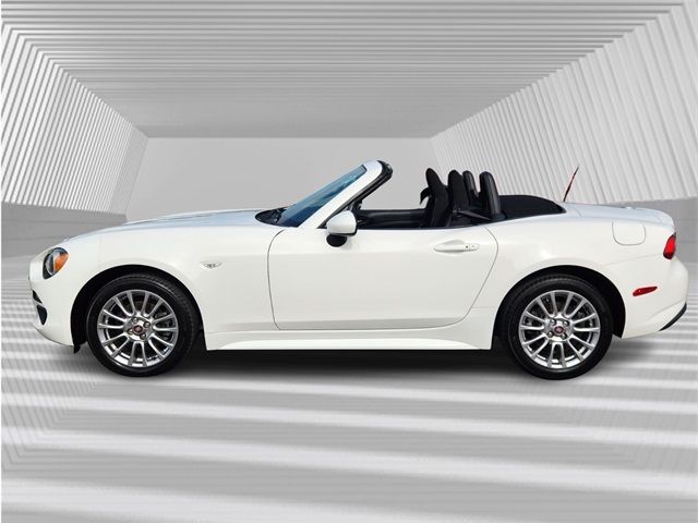 2017 FIAT 124 Spider Classica