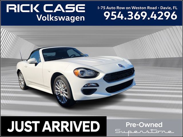 2017 FIAT 124 Spider Classica