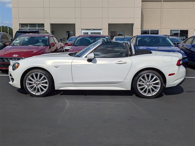 2017 FIAT 124 Spider Lusso