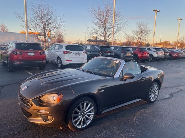 2017 FIAT 124 Spider Lusso