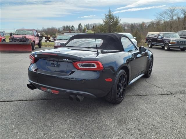 2017 FIAT 124 Spider Lusso