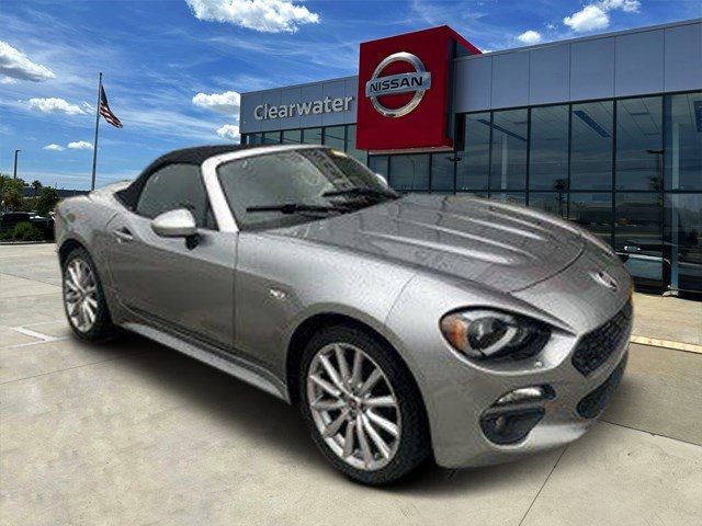 2017 FIAT 124 Spider Lusso