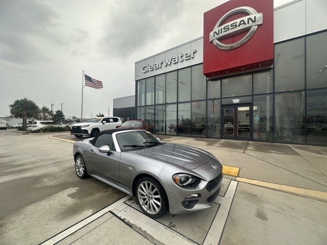 2017 FIAT 124 Spider Lusso