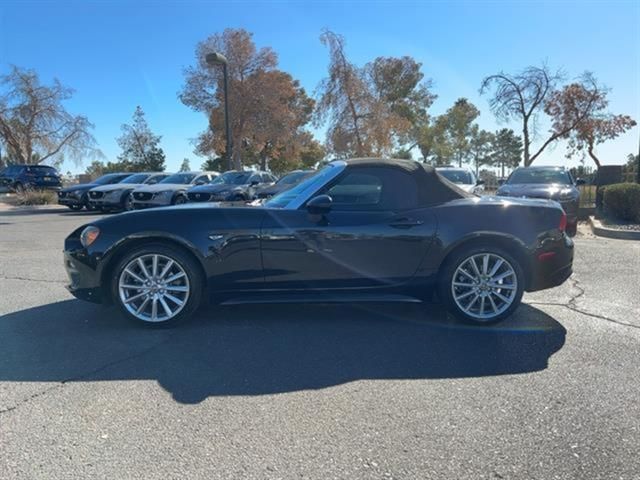 2017 FIAT 124 Spider Lusso