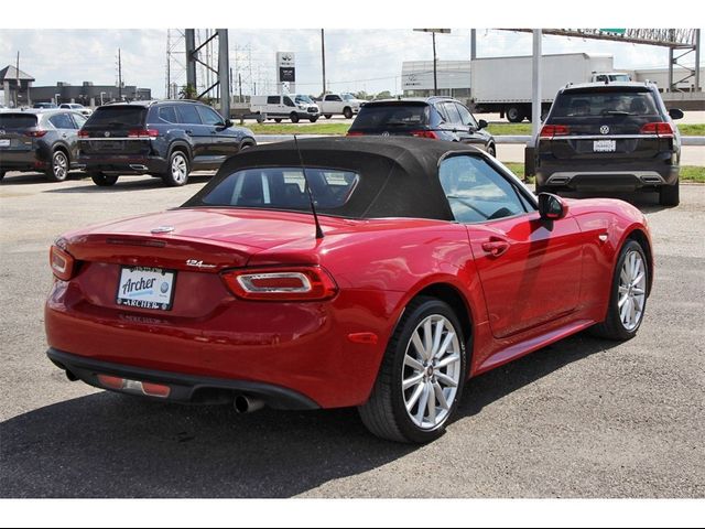 2017 FIAT 124 Spider Lusso