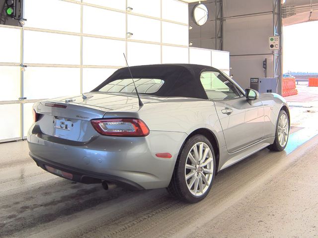 2017 FIAT 124 Spider Lusso