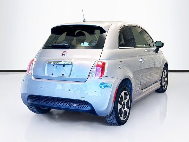 2017 FIAT 500e Base