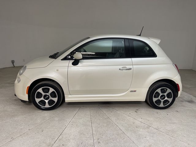 2017 FIAT 500e Base