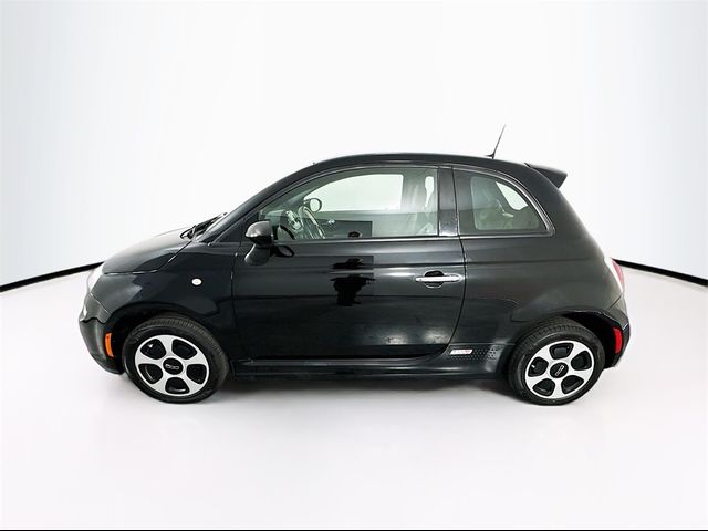 2017 FIAT 500e Base