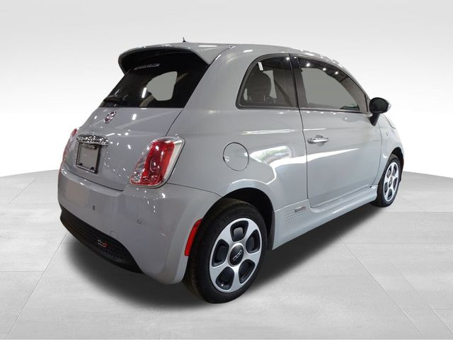 2017 FIAT 500e Base