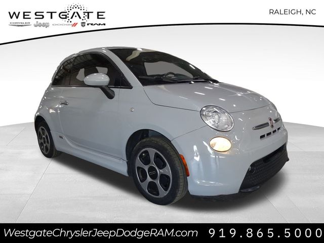 2017 FIAT 500e Base