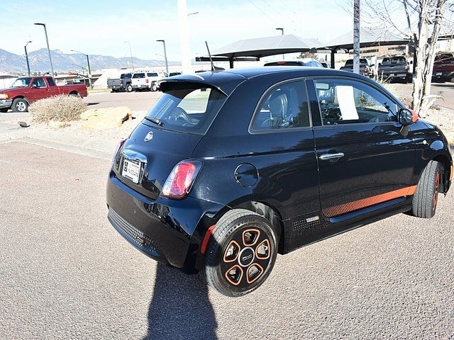 2017 FIAT 500e Base