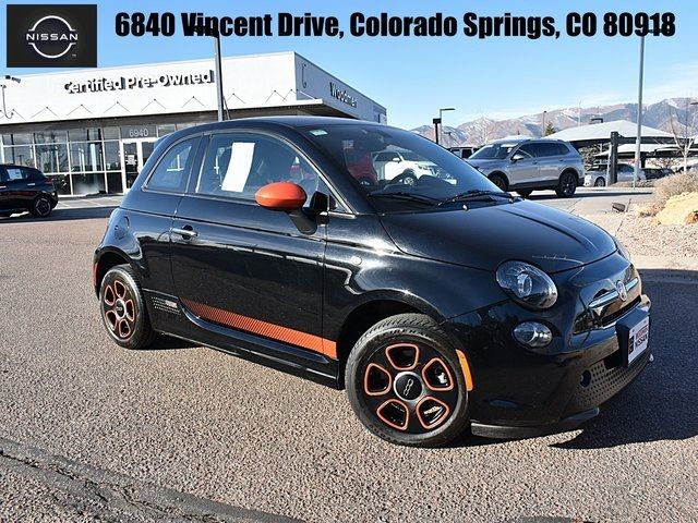 2017 FIAT 500e Base