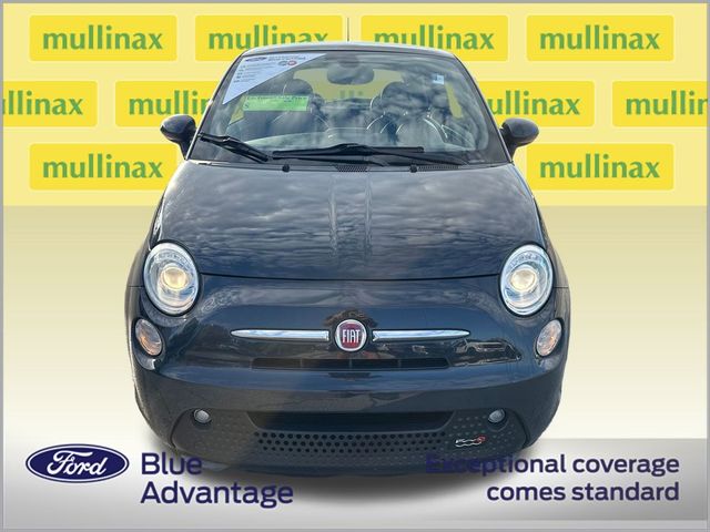2017 FIAT 500e Base