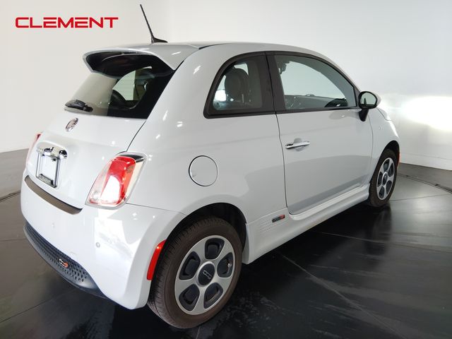 2017 FIAT 500e Base