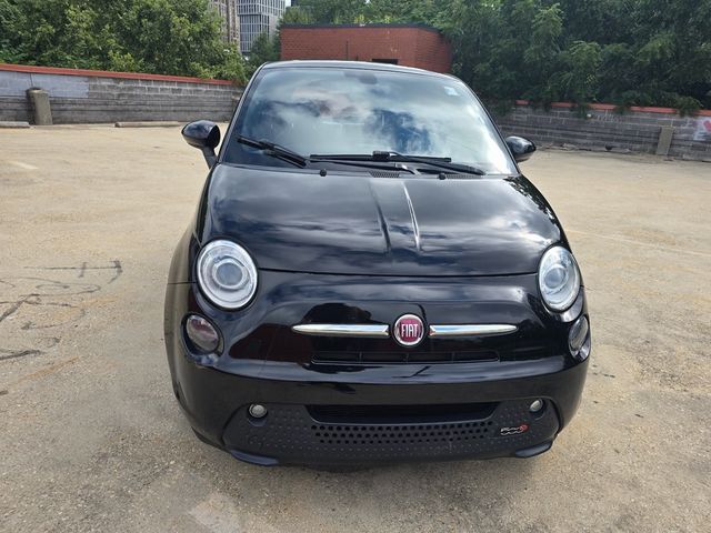 2017 FIAT 500e Base