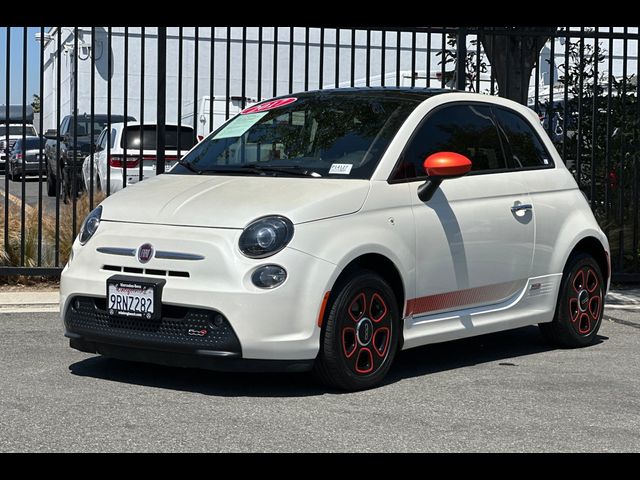 2017 FIAT 500e Base