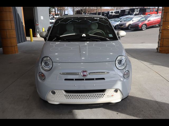 2017 FIAT 500e Base