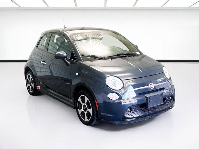 2017 FIAT 500e Base