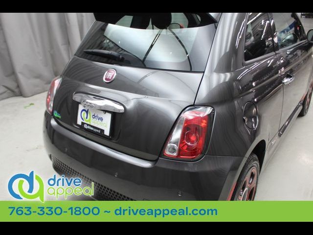 2017 FIAT 500e Base