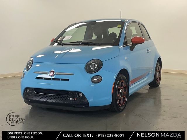 2017 FIAT 500e Base