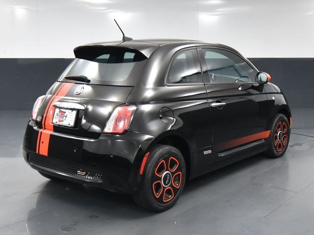 2017 FIAT 500e Base