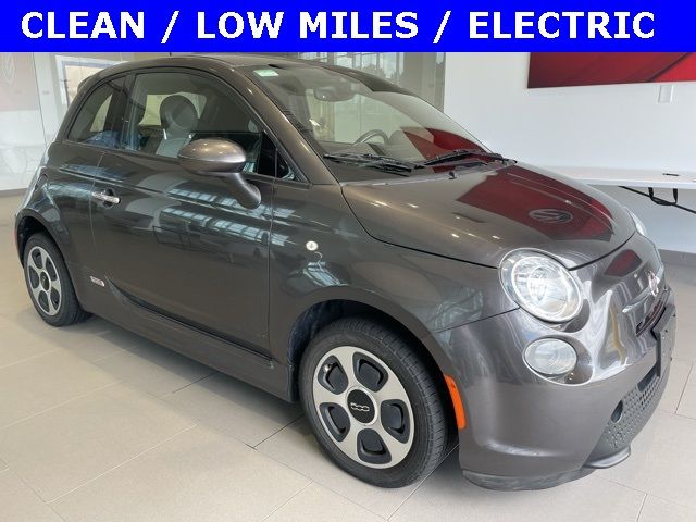 2017 FIAT 500e Base