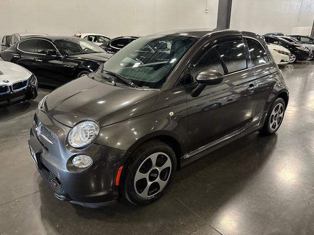 2017 FIAT 500e Base