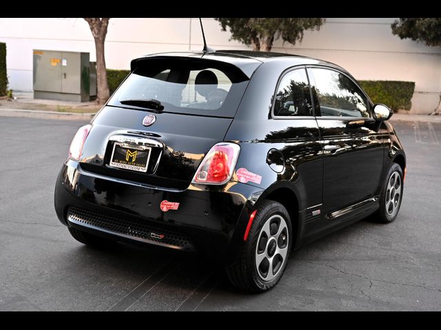 2017 FIAT 500e Base