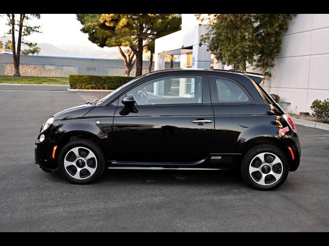 2017 FIAT 500e Base