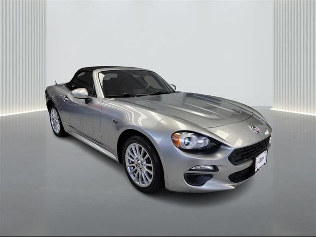2017 FIAT 124 Spider Classica
