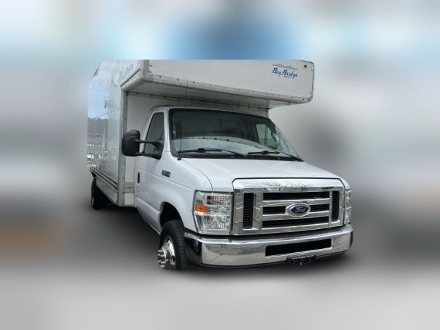 2017 Ford E-Series Base