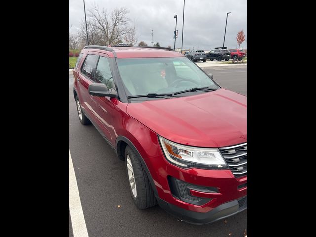 2017 Ford Explorer Base