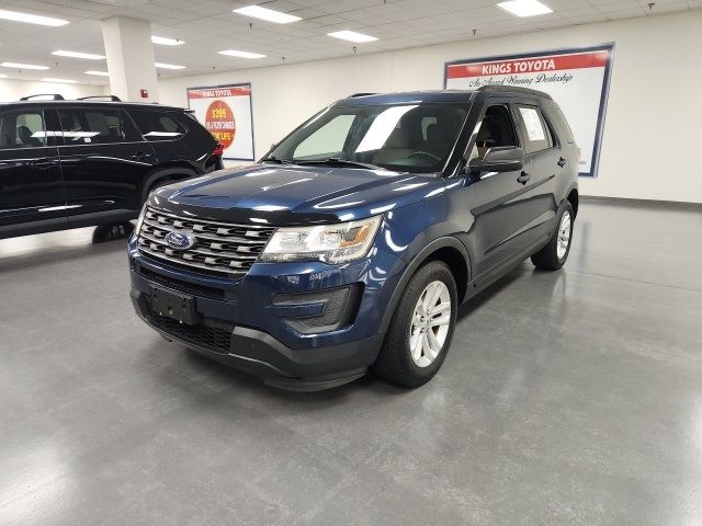 2017 Ford Explorer Base