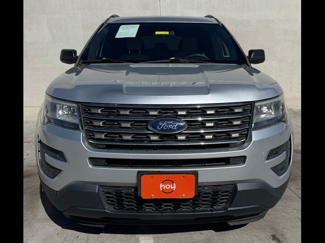 2017 Ford Explorer Base