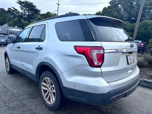 2017 Ford Explorer Base