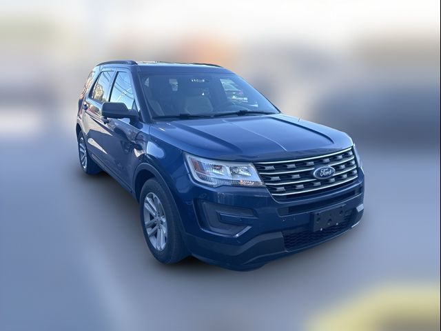 2017 Ford Explorer Base