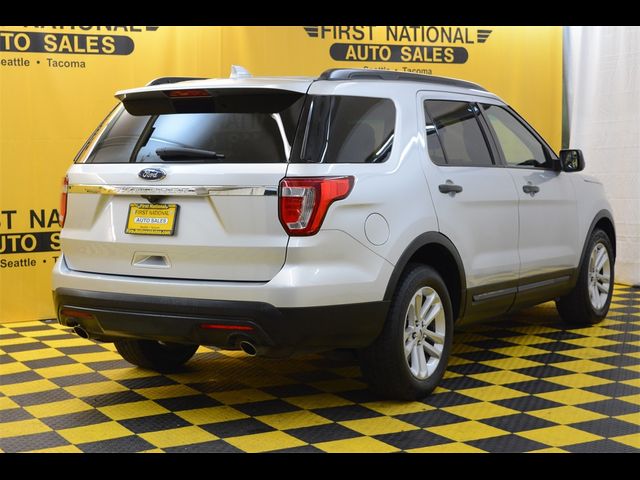 2017 Ford Explorer Base