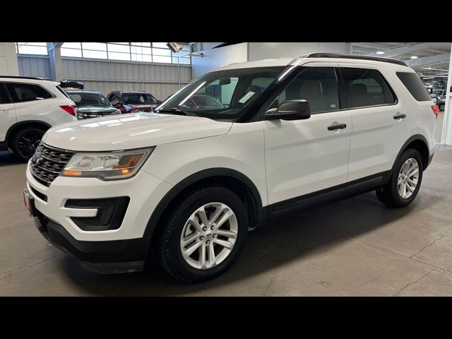 2017 Ford Explorer Base