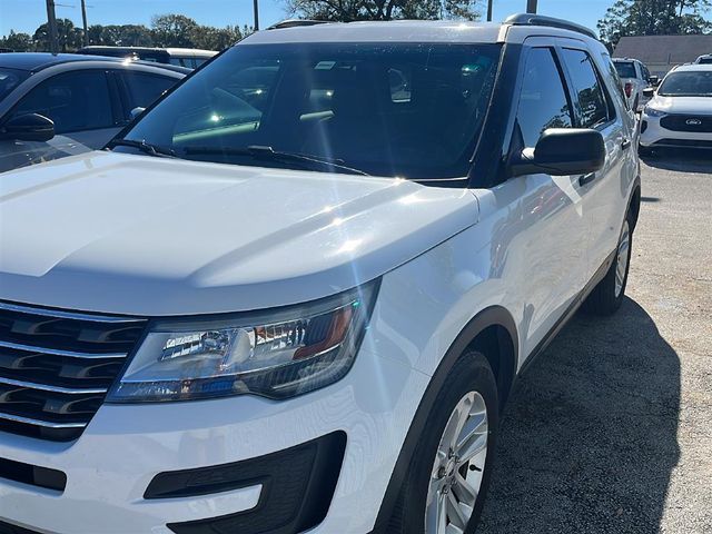 2017 Ford Explorer Base