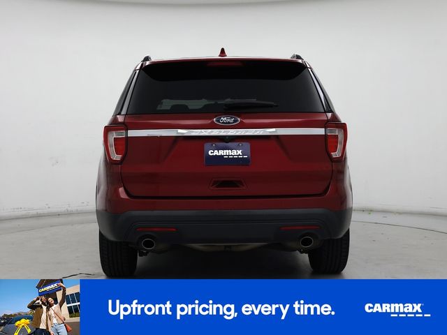 2017 Ford Explorer Base