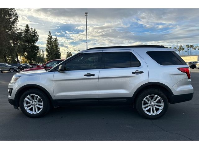 2017 Ford Explorer Base