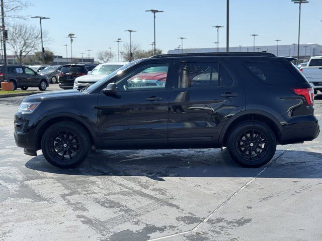 2017 Ford Explorer Base