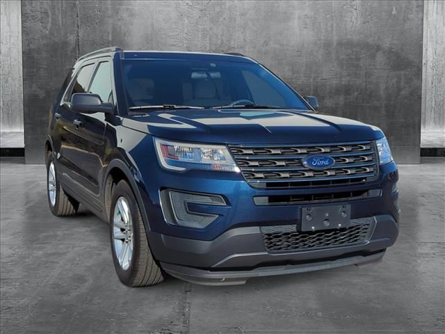 2017 Ford Explorer Base