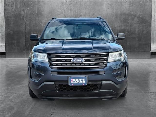 2017 Ford Explorer Base