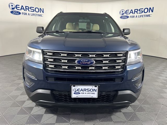 2017 Ford Explorer Base