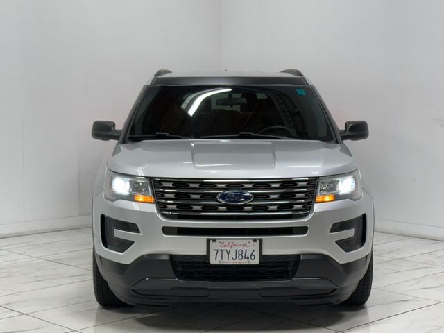 2017 Ford Explorer Base